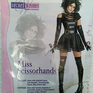 Miss Scissorhands costume